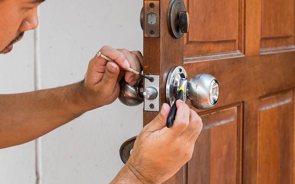 ouverture de porte droite ou gauche Croissy-sur-Seine